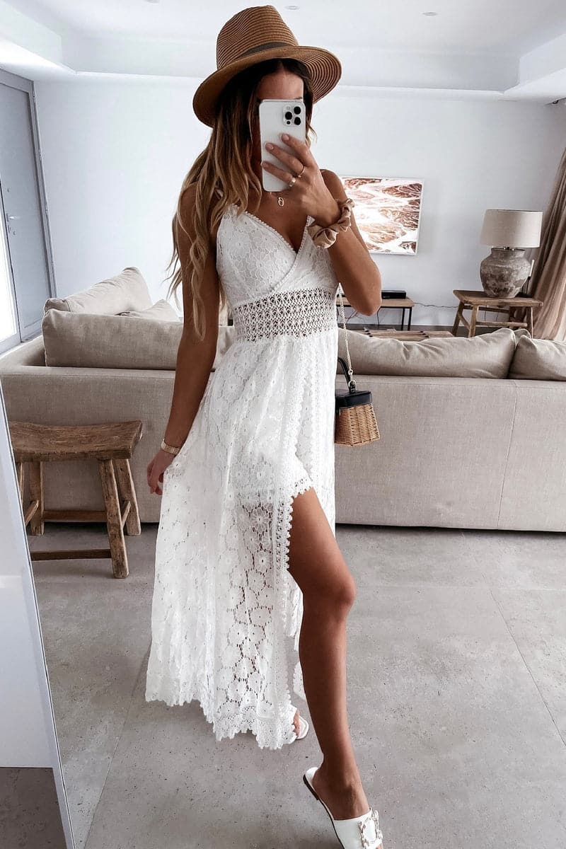 Romana | Design in Pizzo con Caduta Fluida